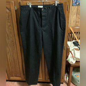 St. John’s Bay men’s casual slacks 40x32